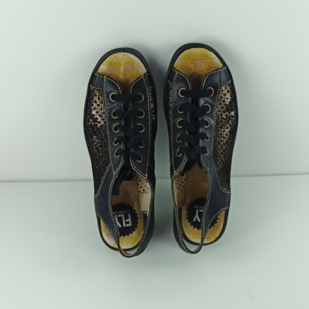 Fly London wedge sandal black size 37(us 6.5) - Picture 4 of 5